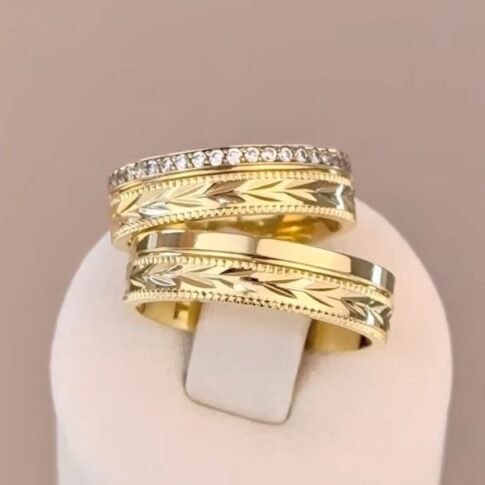 Par de Alianças Banhada Ouro 18K - Serena
